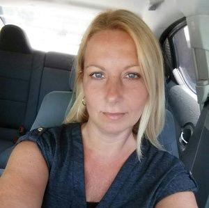 Meet your Posher, Alicia